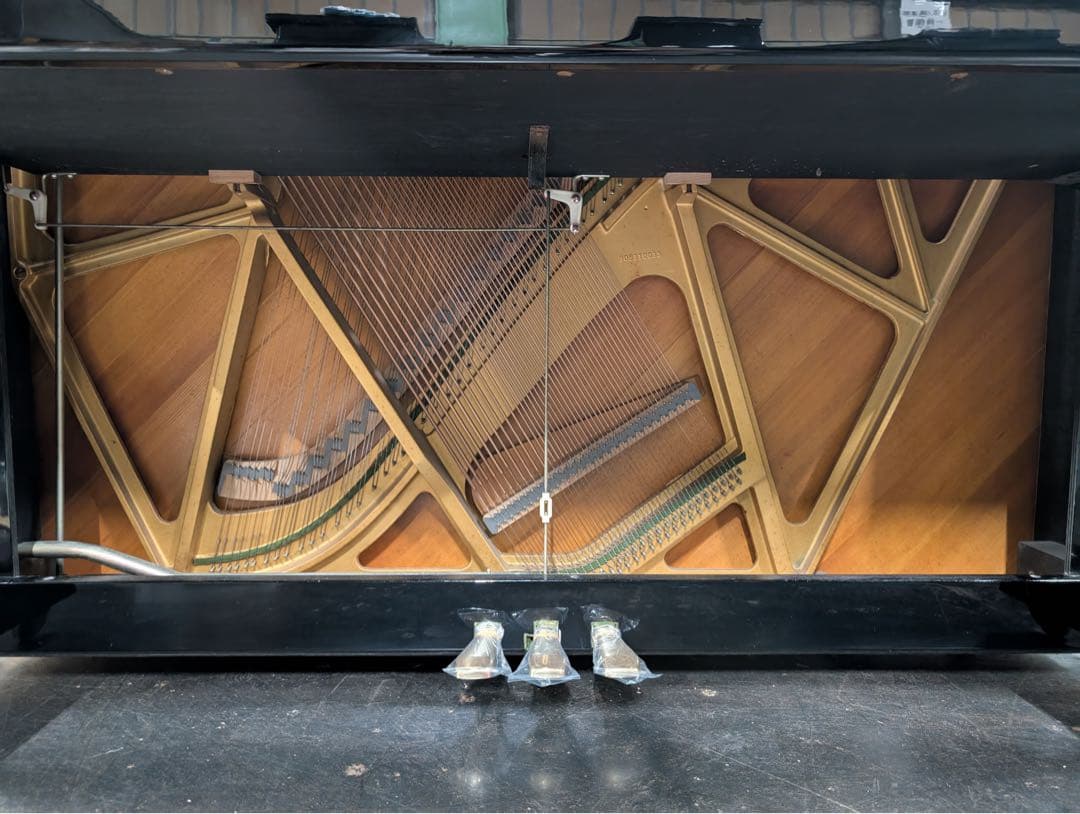 ヤマハピアノUX TE K　クリーニング、調律済　地域限定配送無料