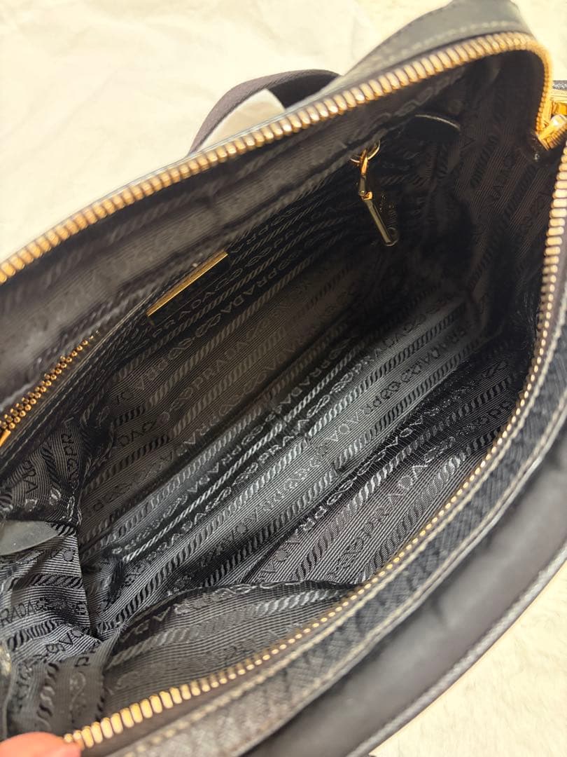 【袋付き】♡PRADA♡ナイロン　ショルダーバッグ　ブラック　正規品