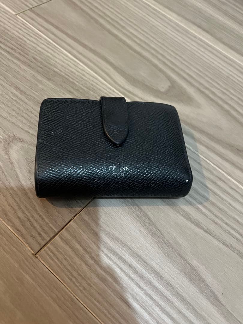 CELINE カーフスキン　三つ折り財布 ブラック