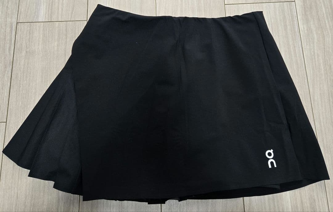 【美品】On/オン テニス コートスカートサイドプリーツ 海外Sサイズ