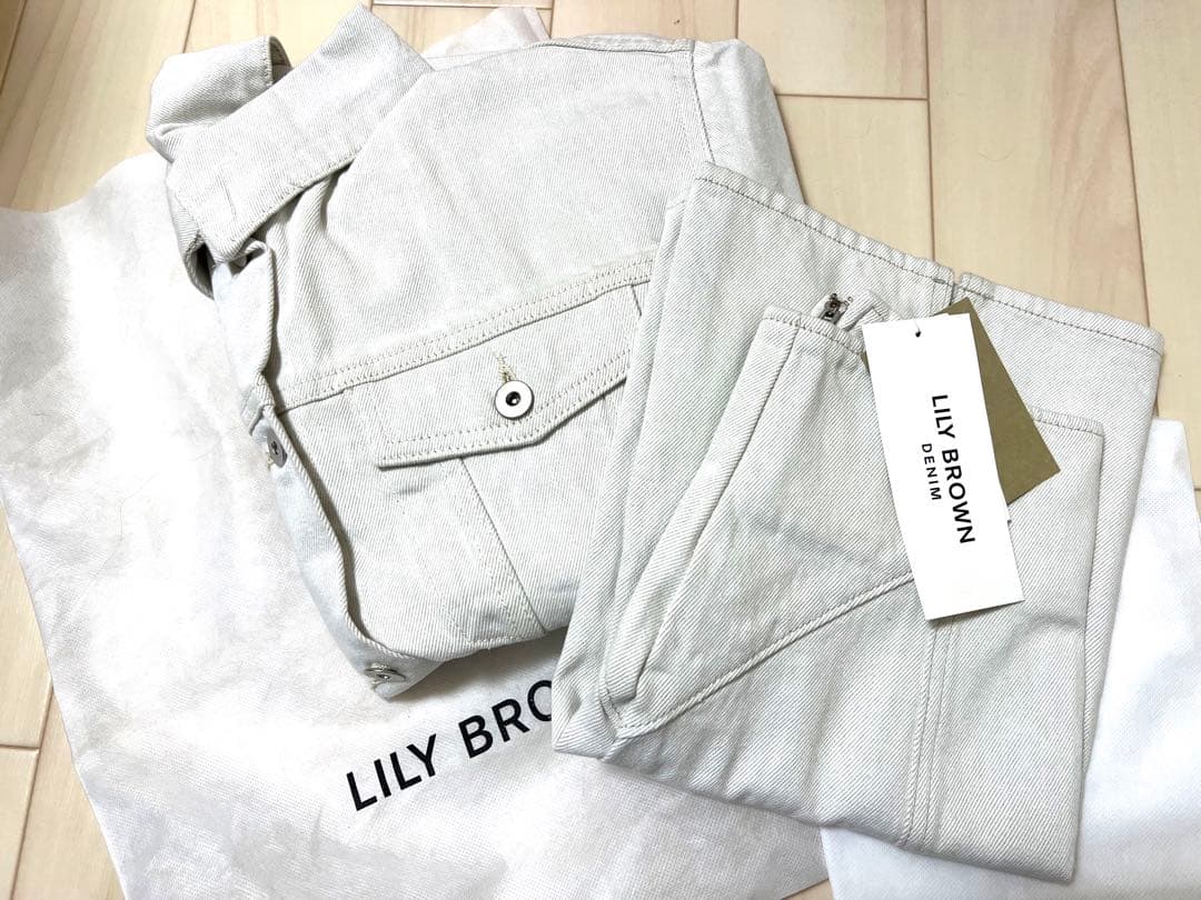 LILY BROWN⭐︎新品！半額以下！デニムジャケット、スカート　セットアップ！