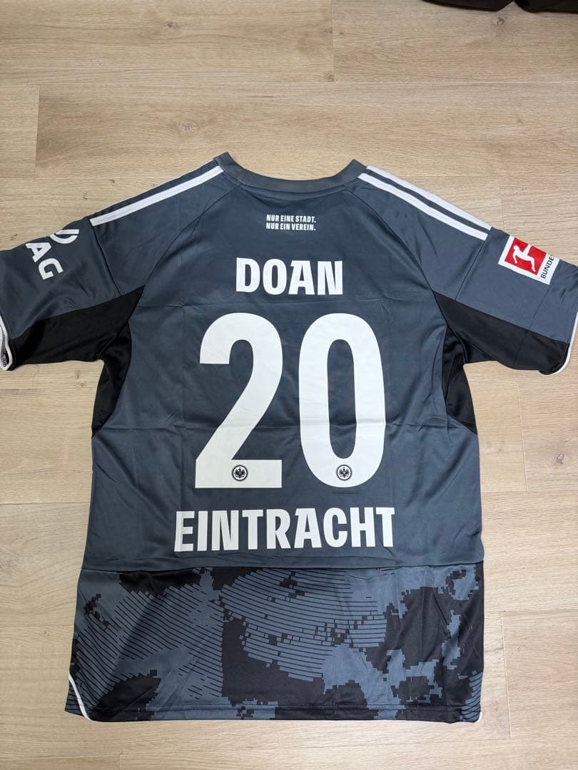 フランクフルト　堂安律　ユニフォーム　M