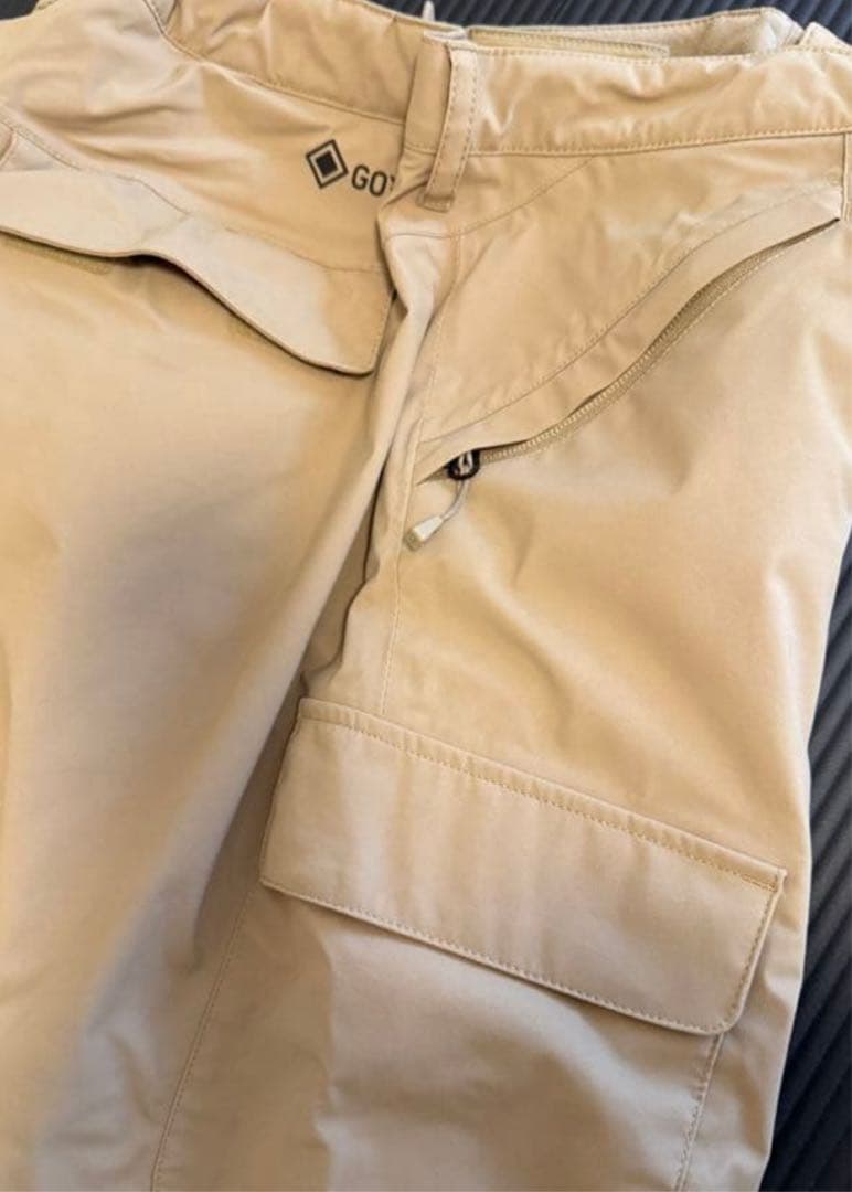 BURTON WOMEN'S GORE-TEX スノーボードパンツ梱包済み