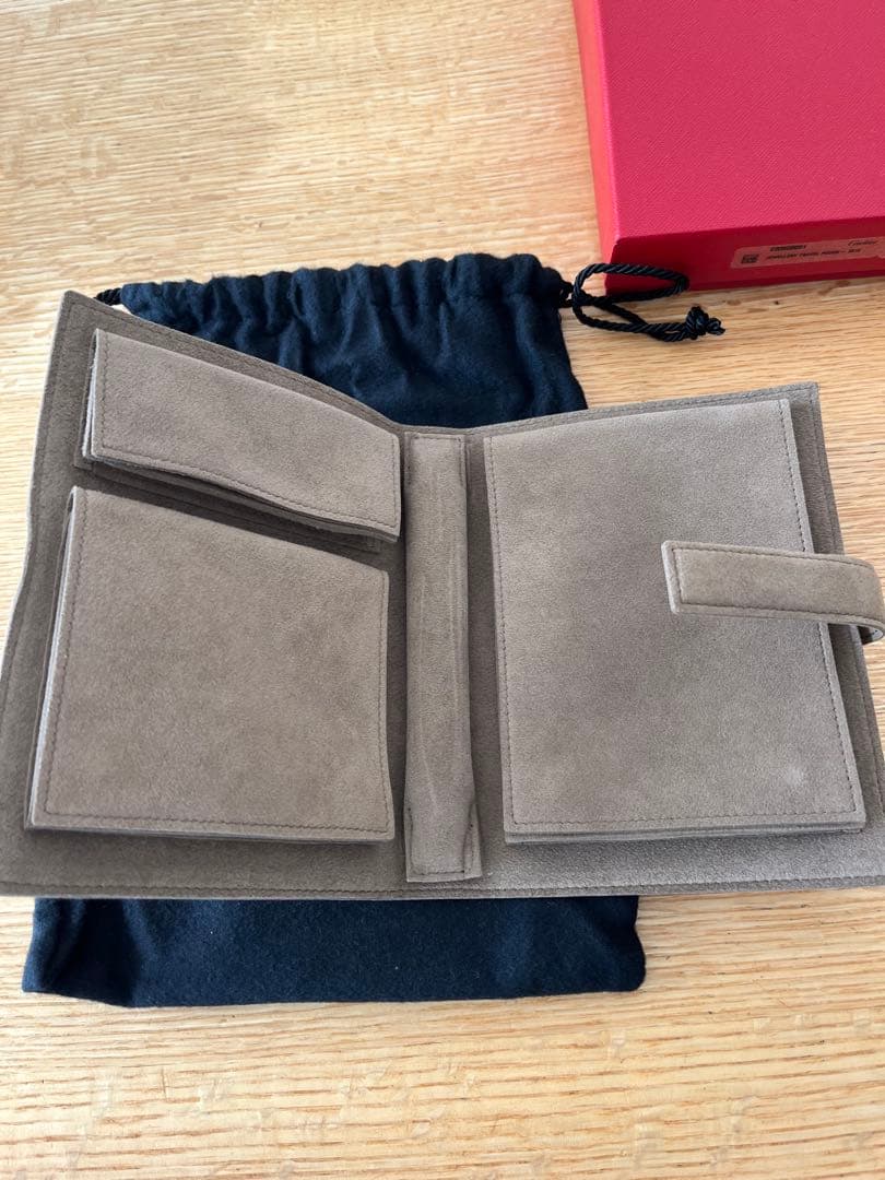 カルティエ　Cartier ジュエリートラベルポーチ