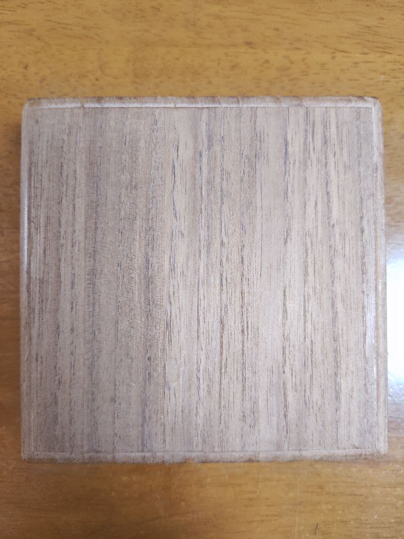 江戸初期　鉄地　透かし鍔、桐箱付