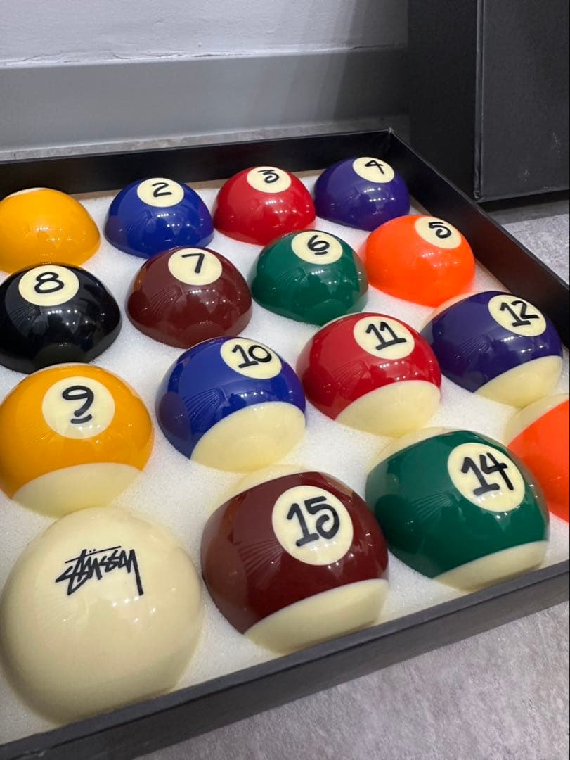 ビリヤード STUSSY BILLIARD BALLS