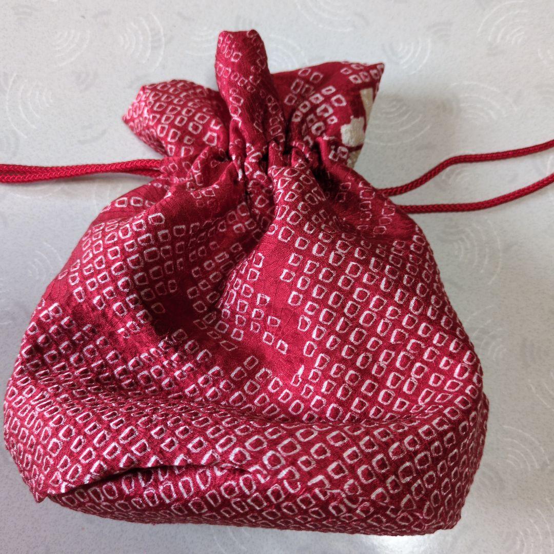 七五三３歳正絹総絞り手縫いの被布(巾着付き）赤色