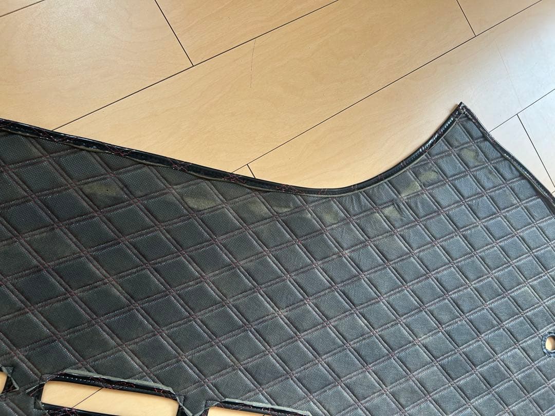 UD 17クオン　雅　月光　ダッシュマット