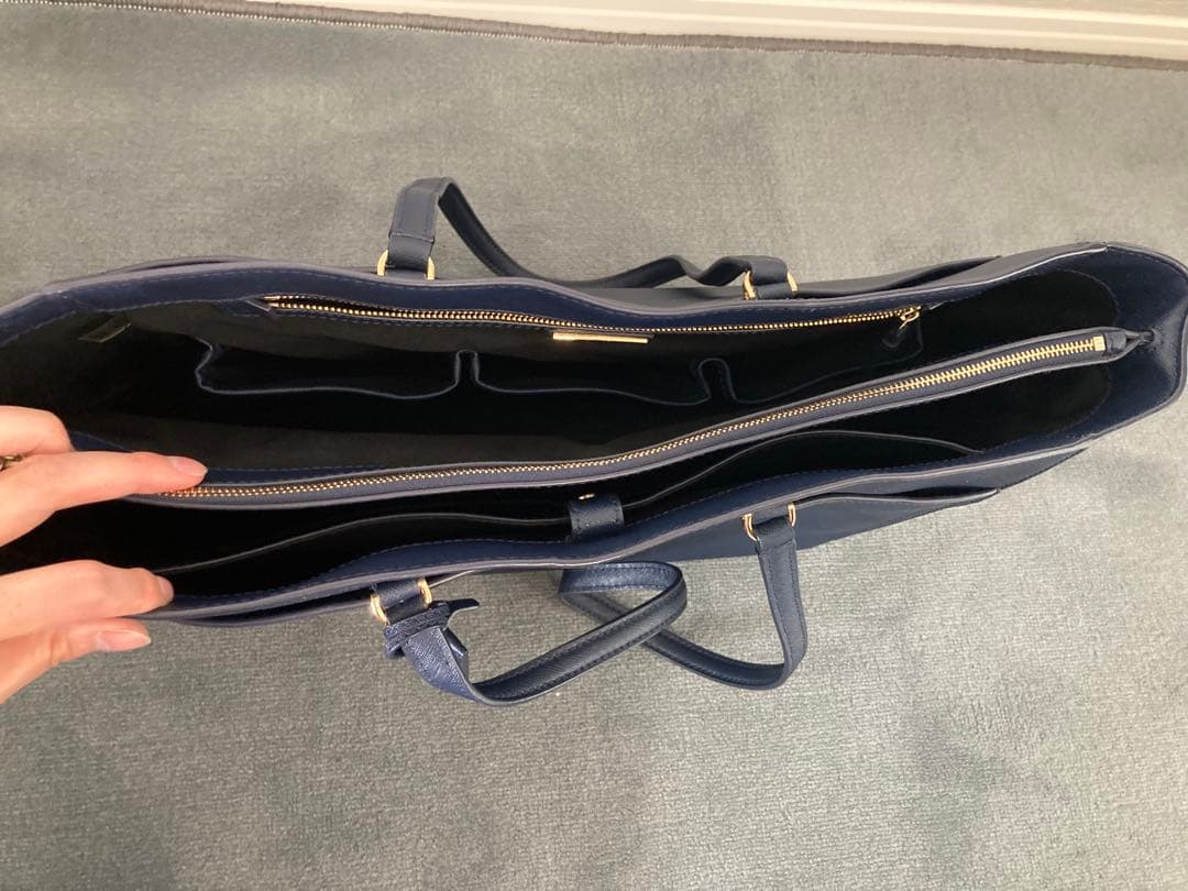 トリーバーチ　トートバッグ　ネイビー