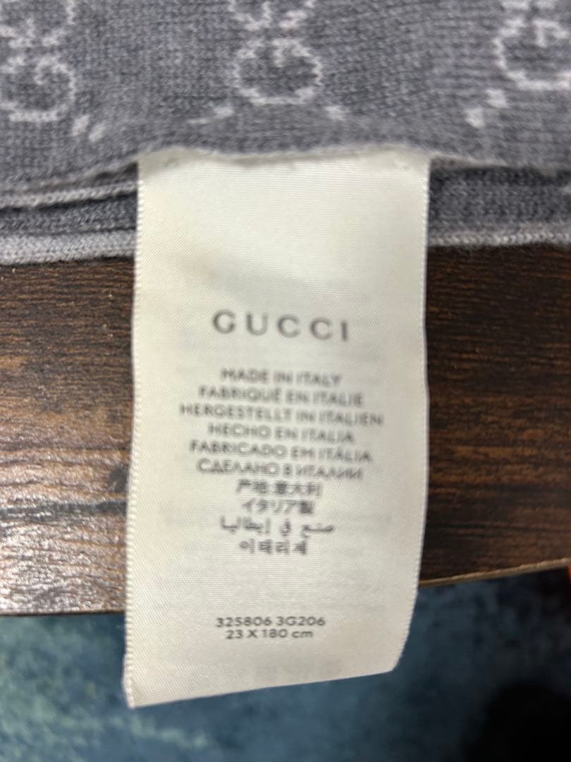 グッチ　マフラー／ストール