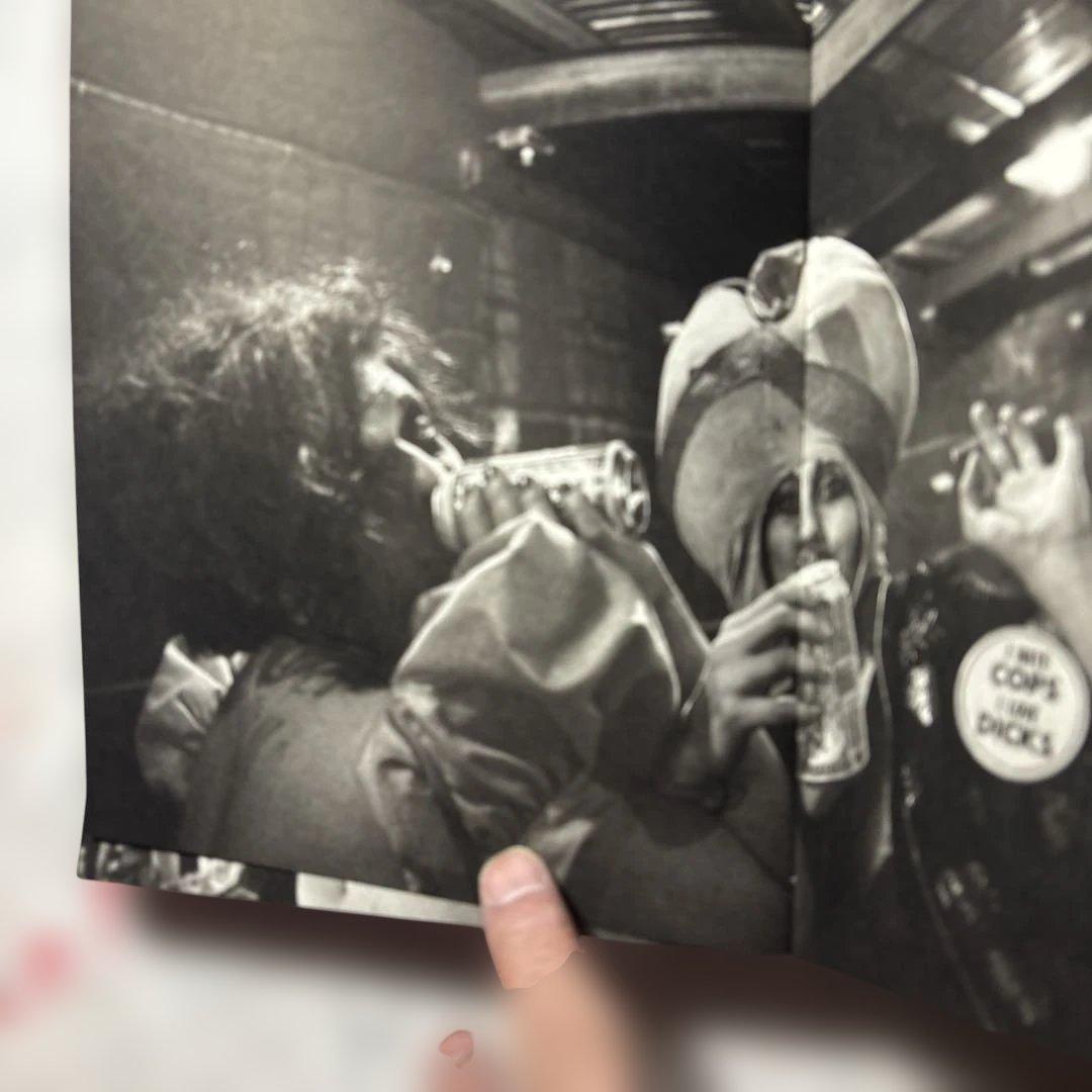 洋書 BIKE KILL JULIE GLASSBERG 19/25