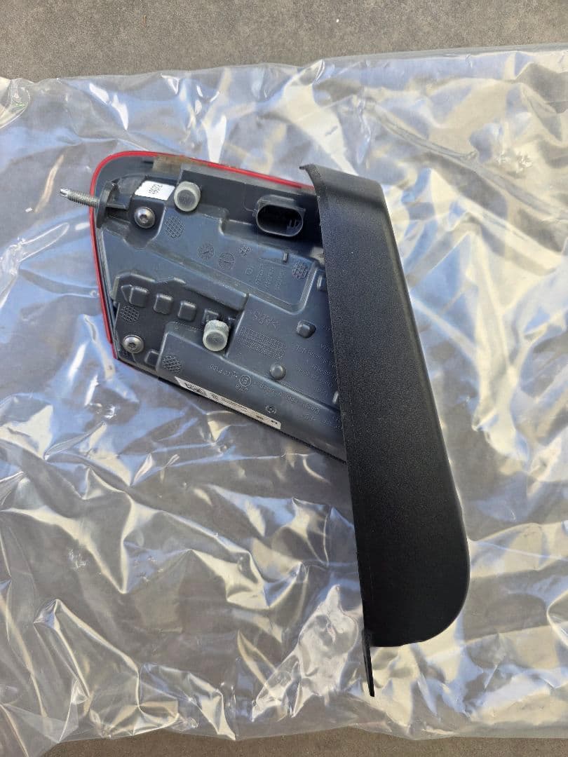 ベンツAMG S63 クーペ　前期 純正テールライト　W217