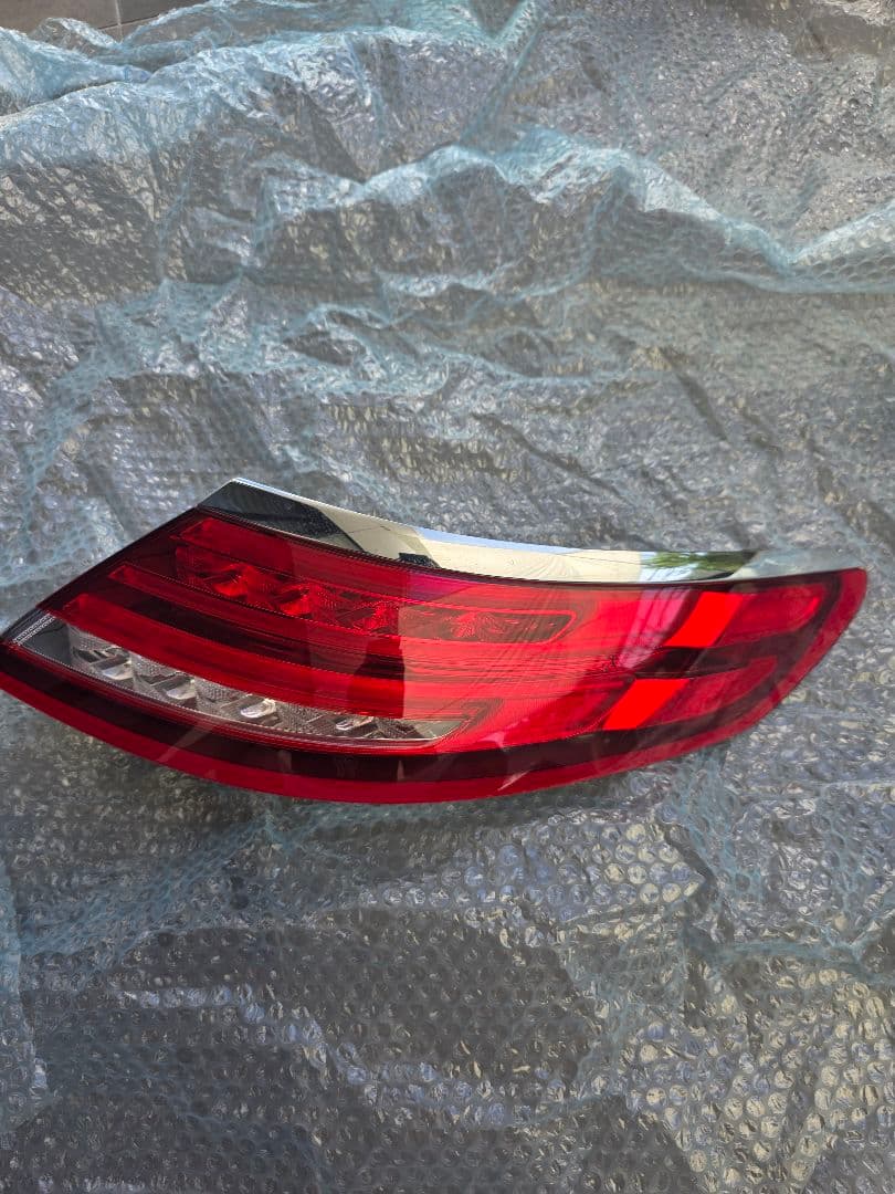 ベンツAMG S63 クーペ　前期 純正テールライト　W217