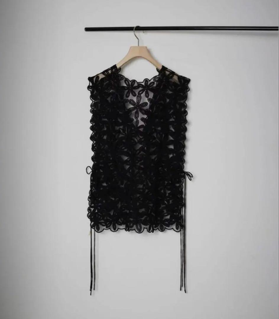 【美品】SALON adam et rope フラワーモールエンブロイダリージレ