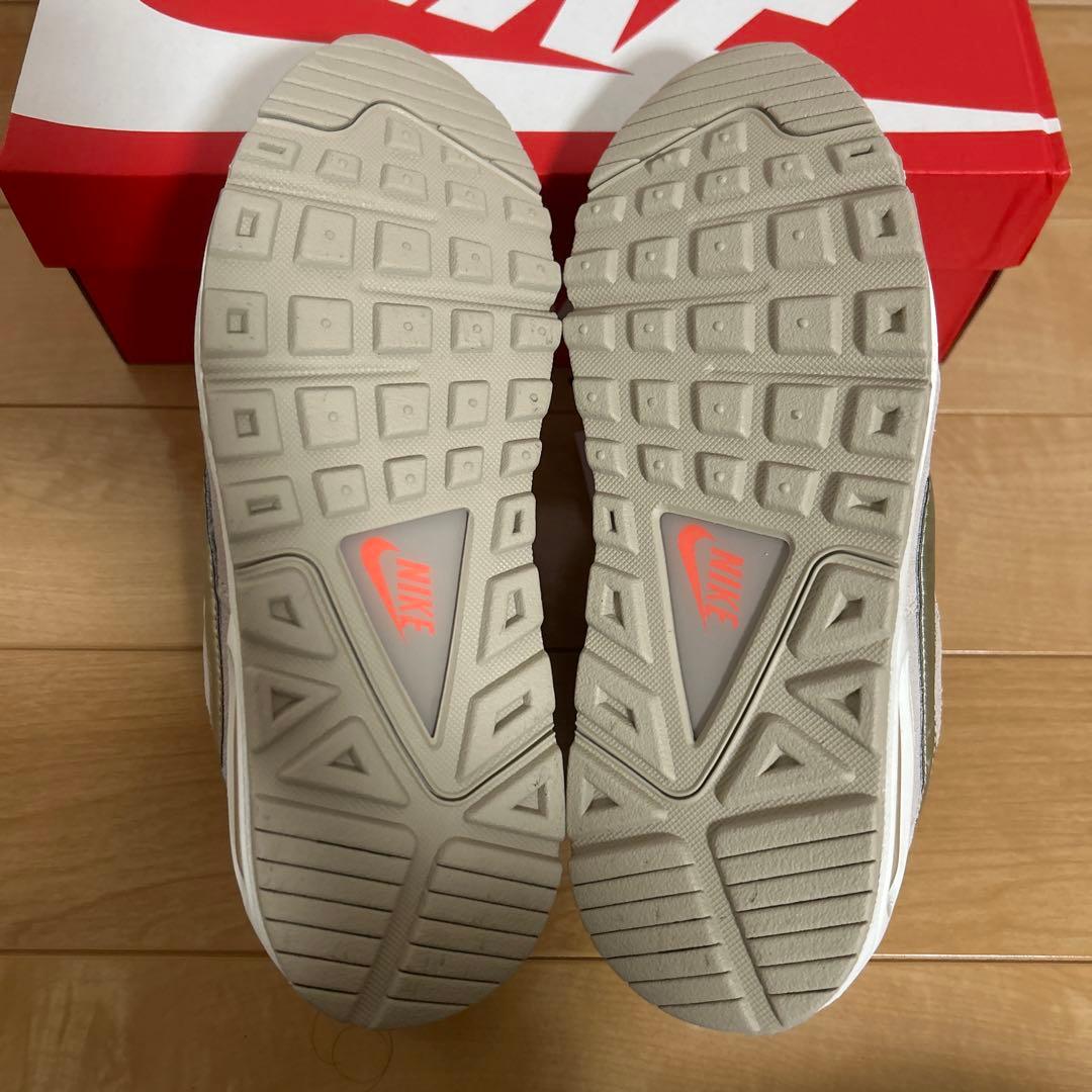 NIKE ウィメンズ　エア マックス コマンド プレミアム 24cm