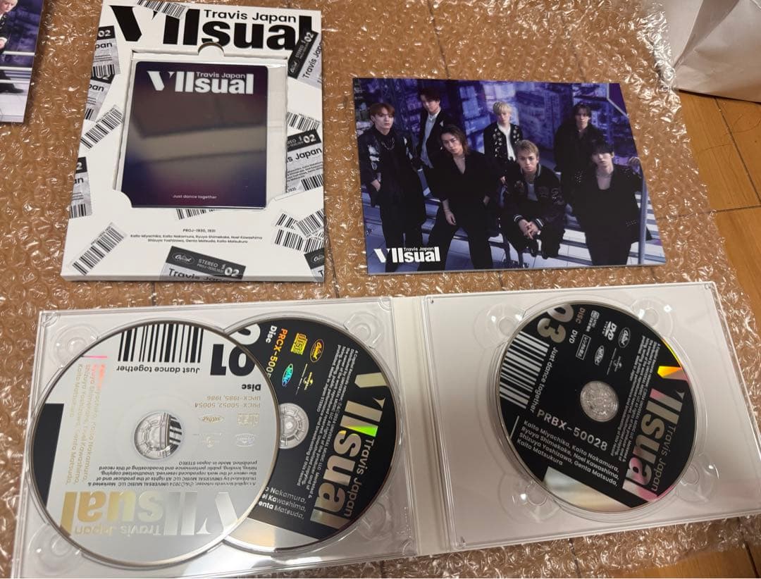 【新品】TravisJapan VIIsual FC限定版アルバム