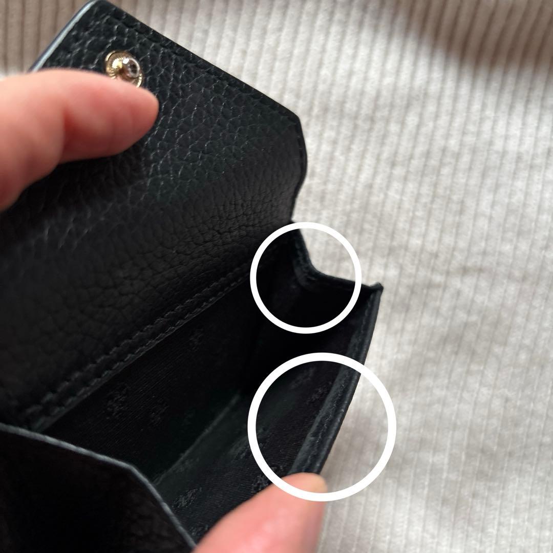 【ペコ】トリーバーチ　三つ折り財布　財布　レザー　コンパクト　ブラック