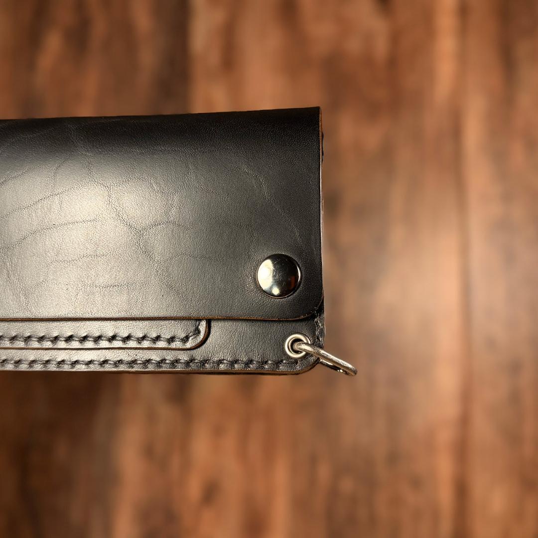 ホースバット・茶芯ブラック・ロングトラッカーウォレット – レザー長財布