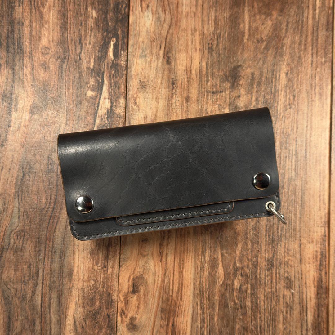 ホースバット・茶芯ブラック・ロングトラッカーウォレット – レザー長財布