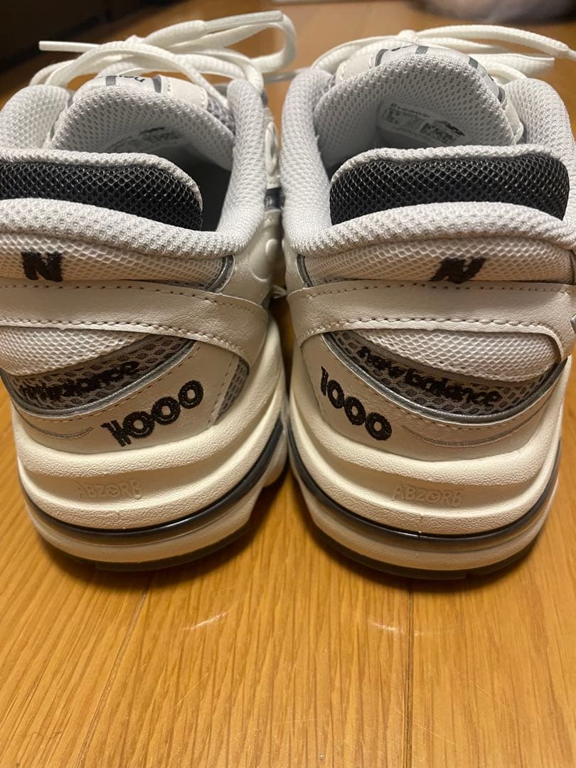 nana　超美品❤️NEW BALANCE M1000MEW スニーカー