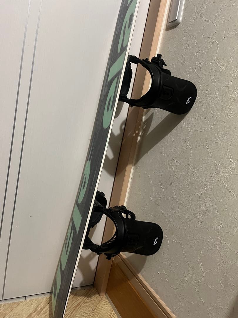 店長オススメ！これは上手くなる！軽量ハイブリッドボード！ELAN 141cm