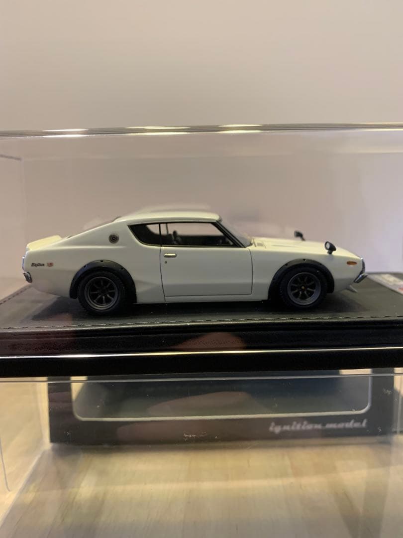イグニッションモデル　1/43 スカイラインGT-R KPGC110 ホワイト