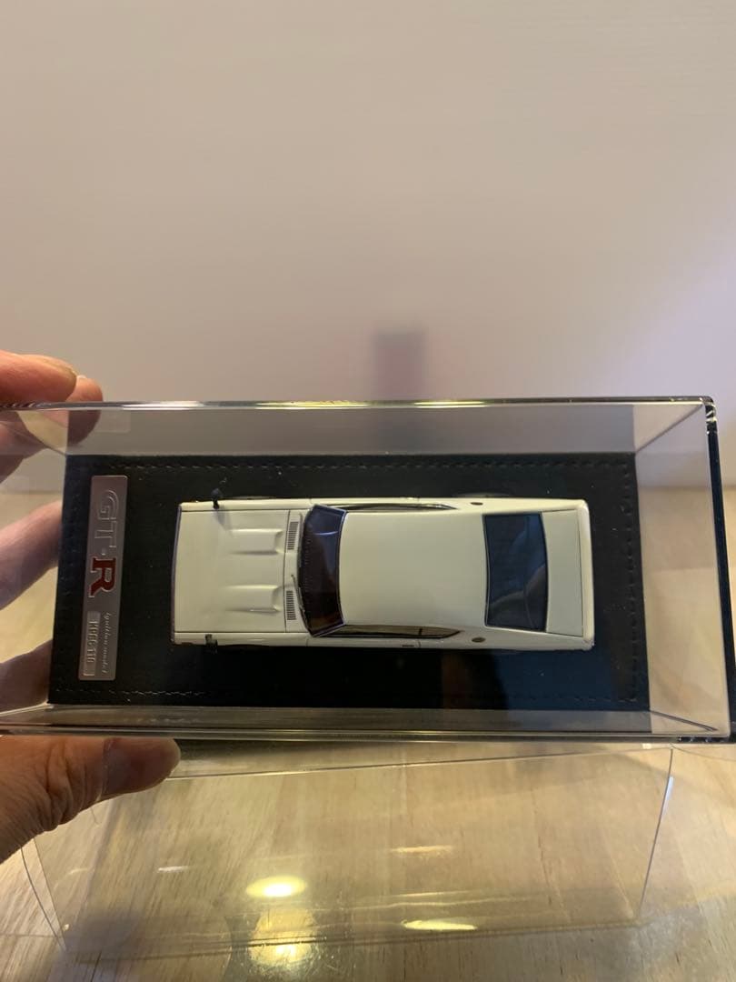 イグニッションモデル　1/43 スカイラインGT-R KPGC110 ホワイト