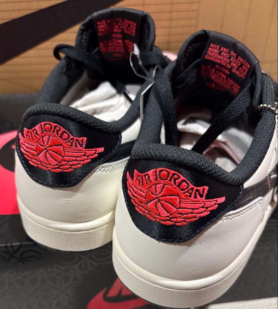 エアジョーダン　パリサンジェルマンコラボモデル