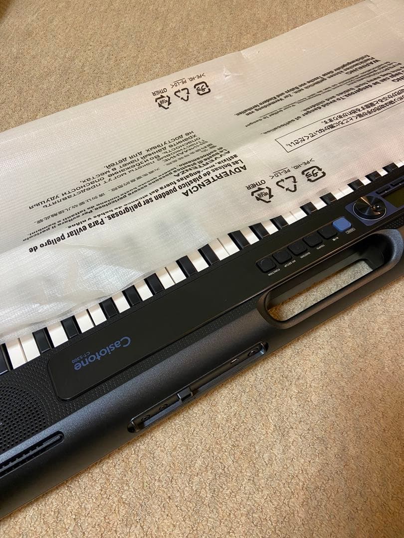 CASIO 電子キーボード 譜面台付き