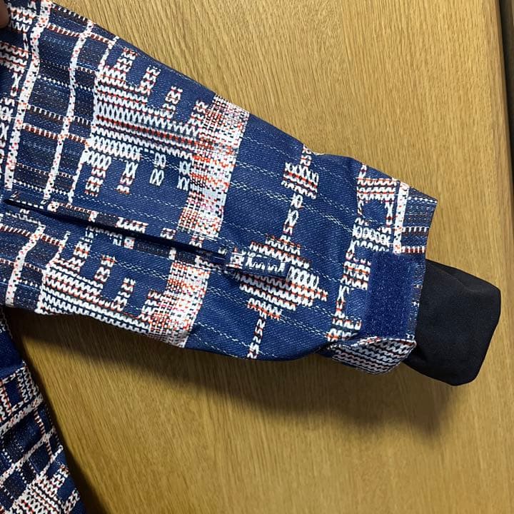 Roxy スノーボードウェア