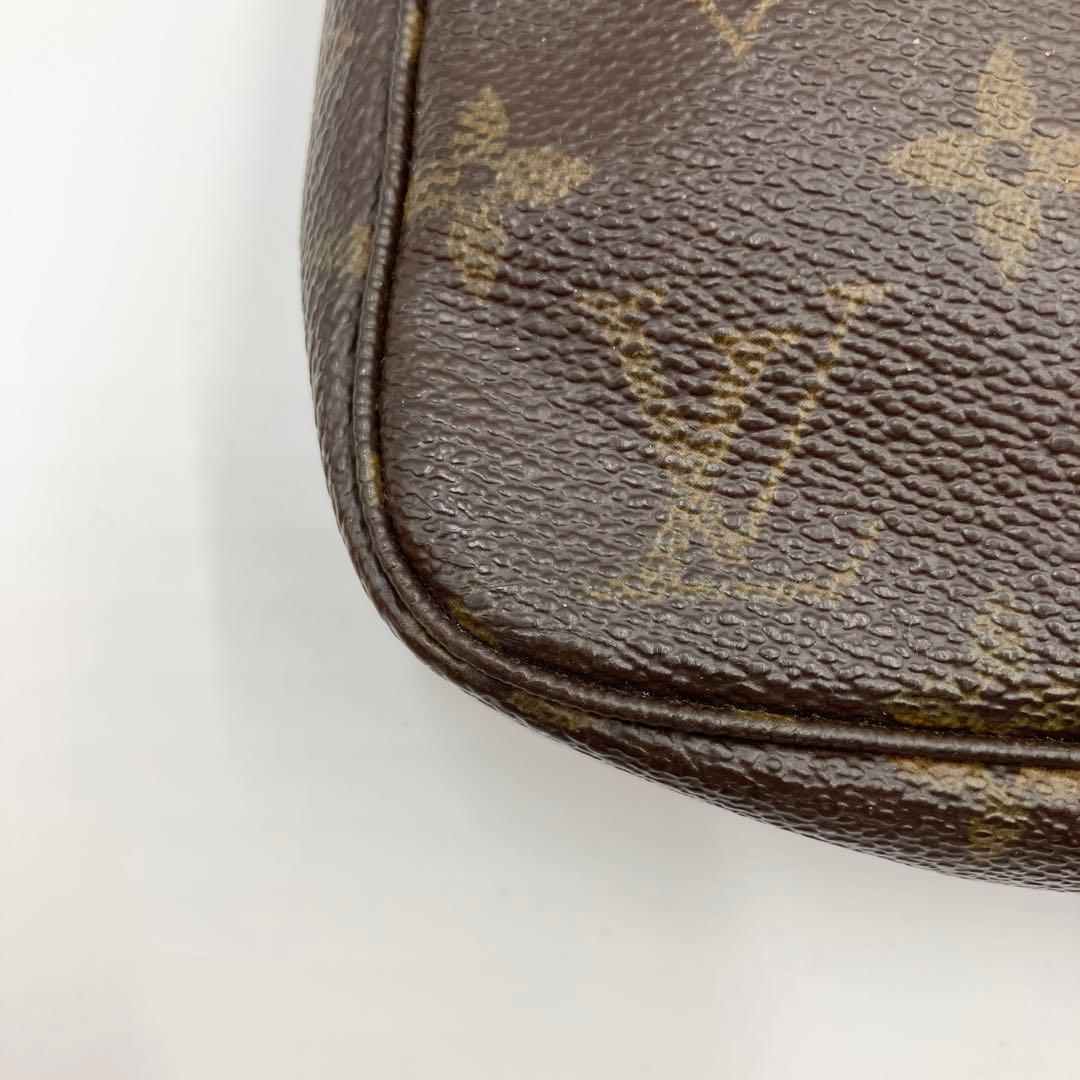 美品✨ルイヴィトン　モノグラム　ポシェットアクセソワール CA0090