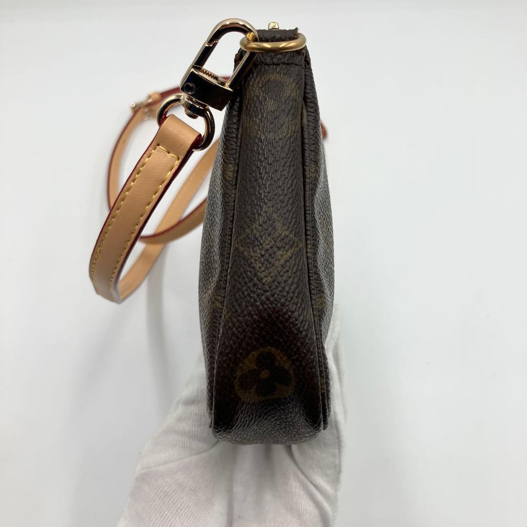 美品✨ルイヴィトン　モノグラム　ポシェットアクセソワール CA0090