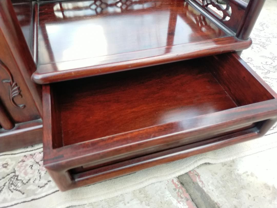 (配送設置込み) 高級茶棚☆茶箪笥☆唐木飾り棚☆収納棚☆透かし彫り☆無垢