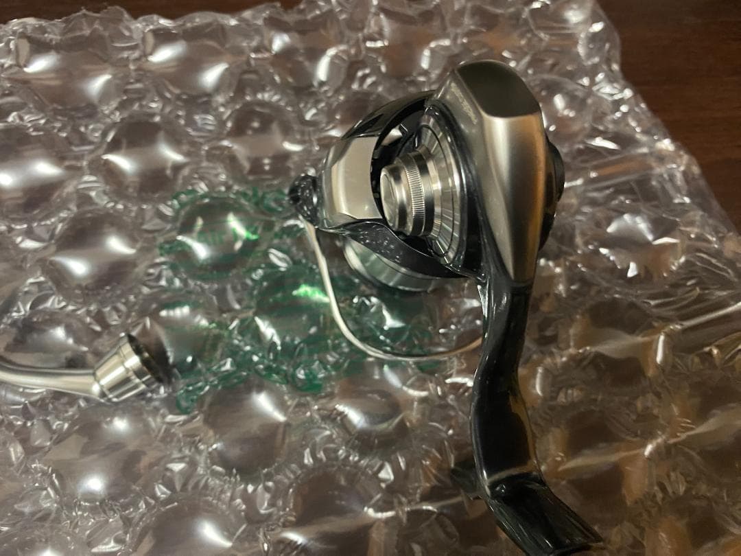 【美品】ダイワ 24 セルテート FC LT2500S