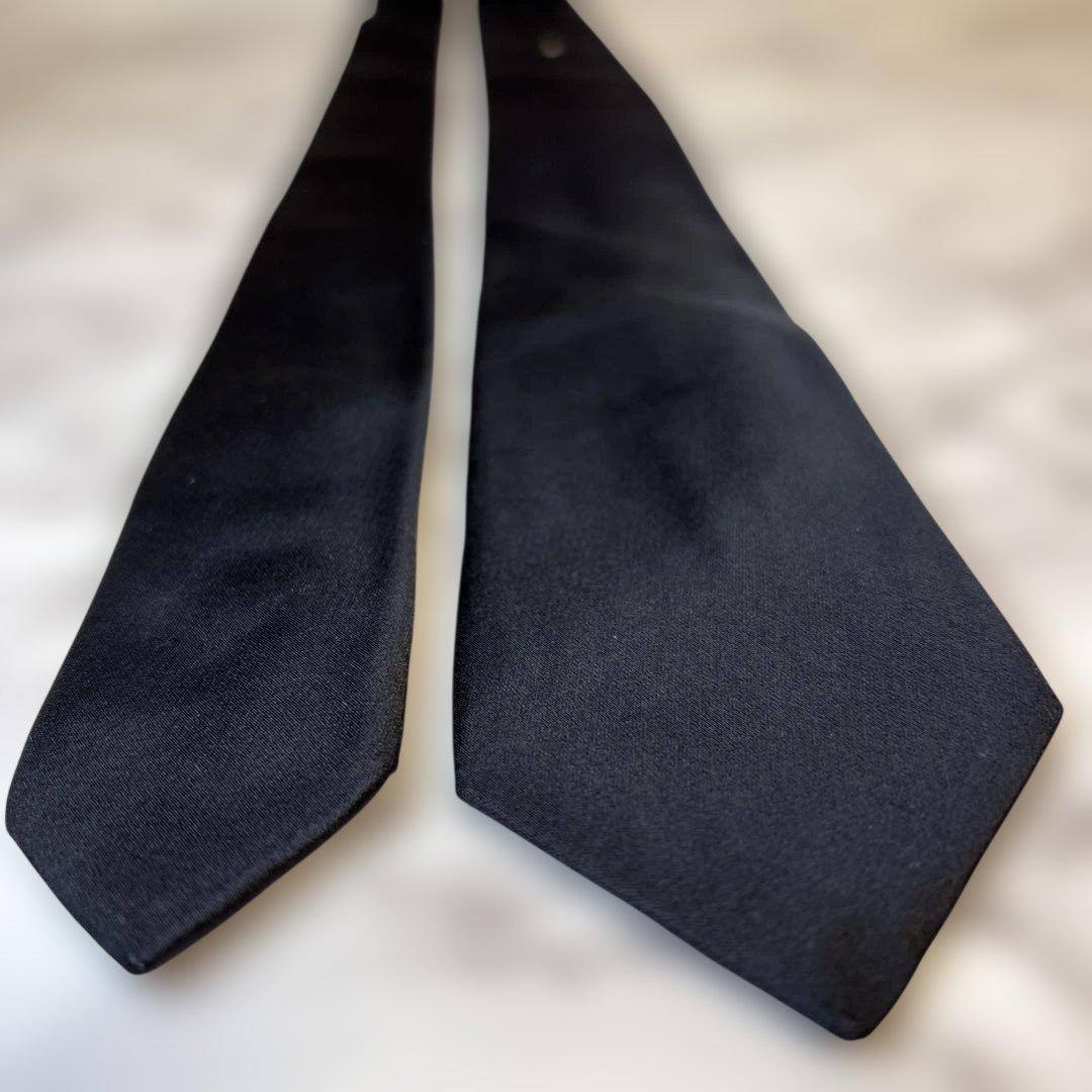 【レア✨】DIOR ネクタイ　ブラック　黒　ビー　蜂　ワンポイント　細身