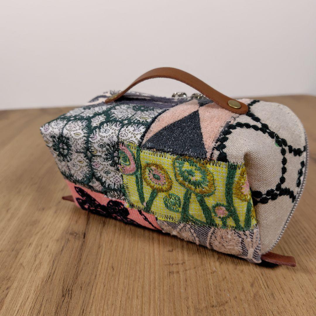 【専用】/カケラパッチポンピア　トレイ型化粧ポーチ/ペンケースメガネ