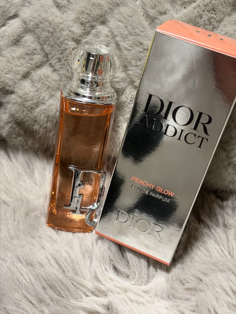 ディオール アディクト ピーチー グロウ (オードゥ パルファン)