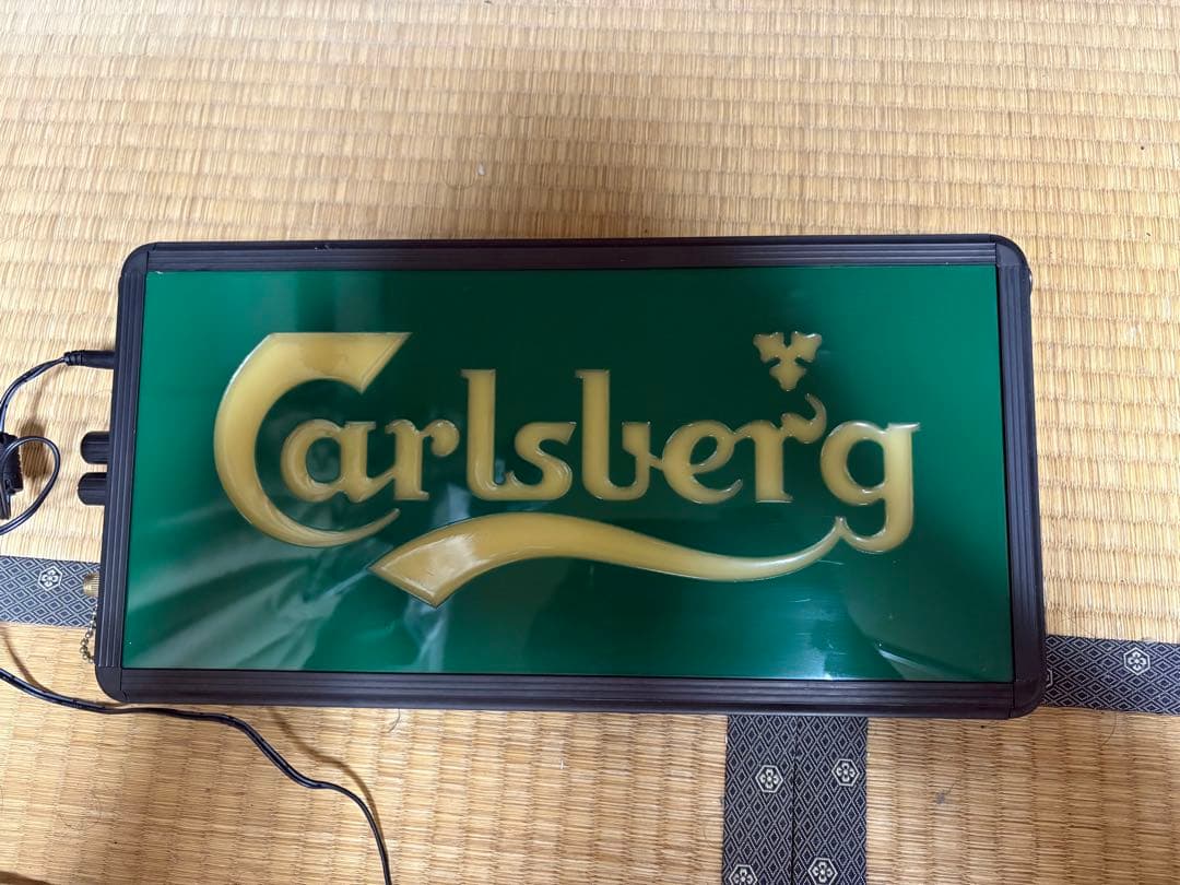 カールスバーグLEDロゴ照明 壁掛け可能