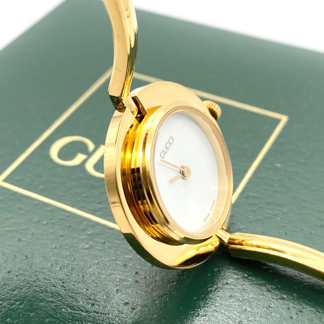 美品☆稼働　GUCCI チェンジベゼル　新品電池　レディース腕時計