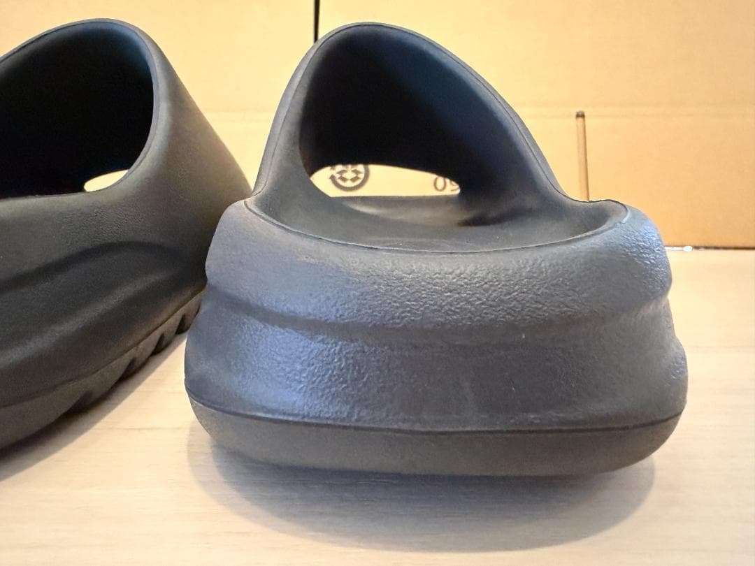 アディダス イージー スライド サンダル 27.5cm US9 HQ6448 黒