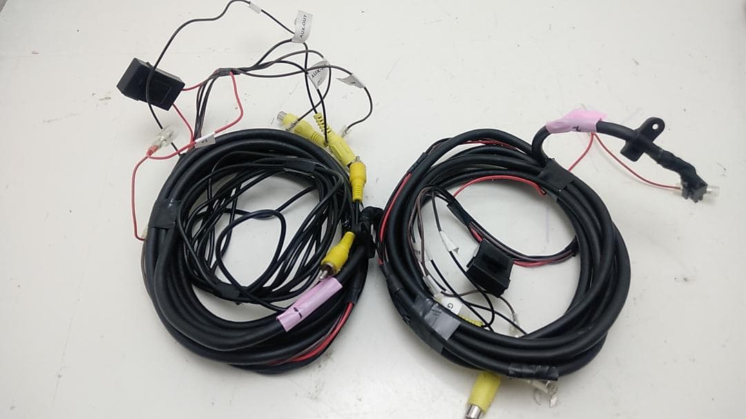 アルパイン　HDMI入力付9型WSVGAモニター2台　SSA9T