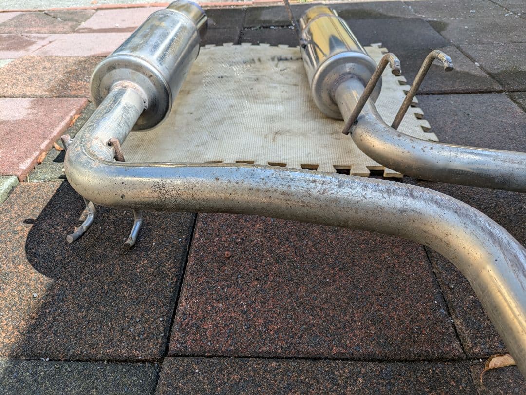 『直接引取限定』RB3 オデッセイ　マフラー　ロッソモデロ