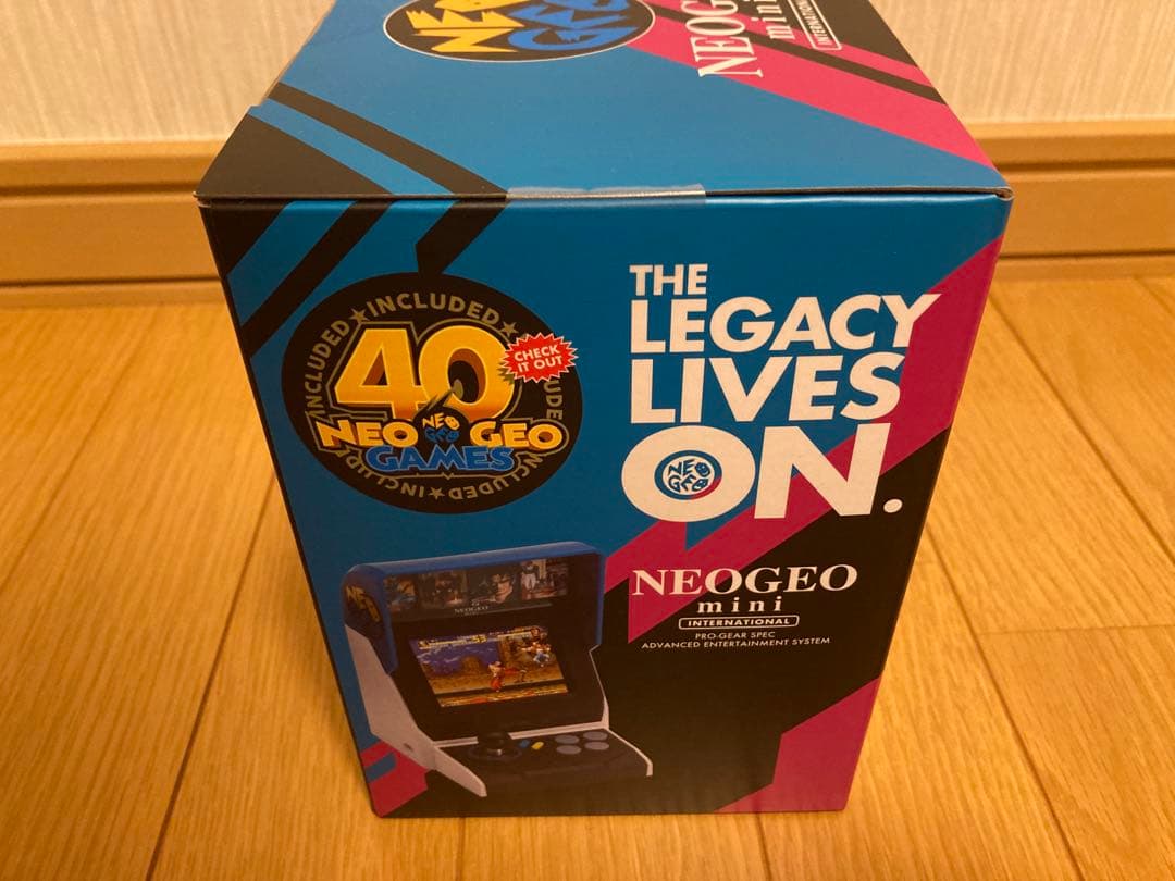 NEOGEOmini インターナショナル版　新品未開封品　コントローラー付き