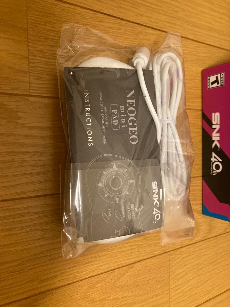 NEOGEOmini インターナショナル版　新品未開封品　コントローラー付き