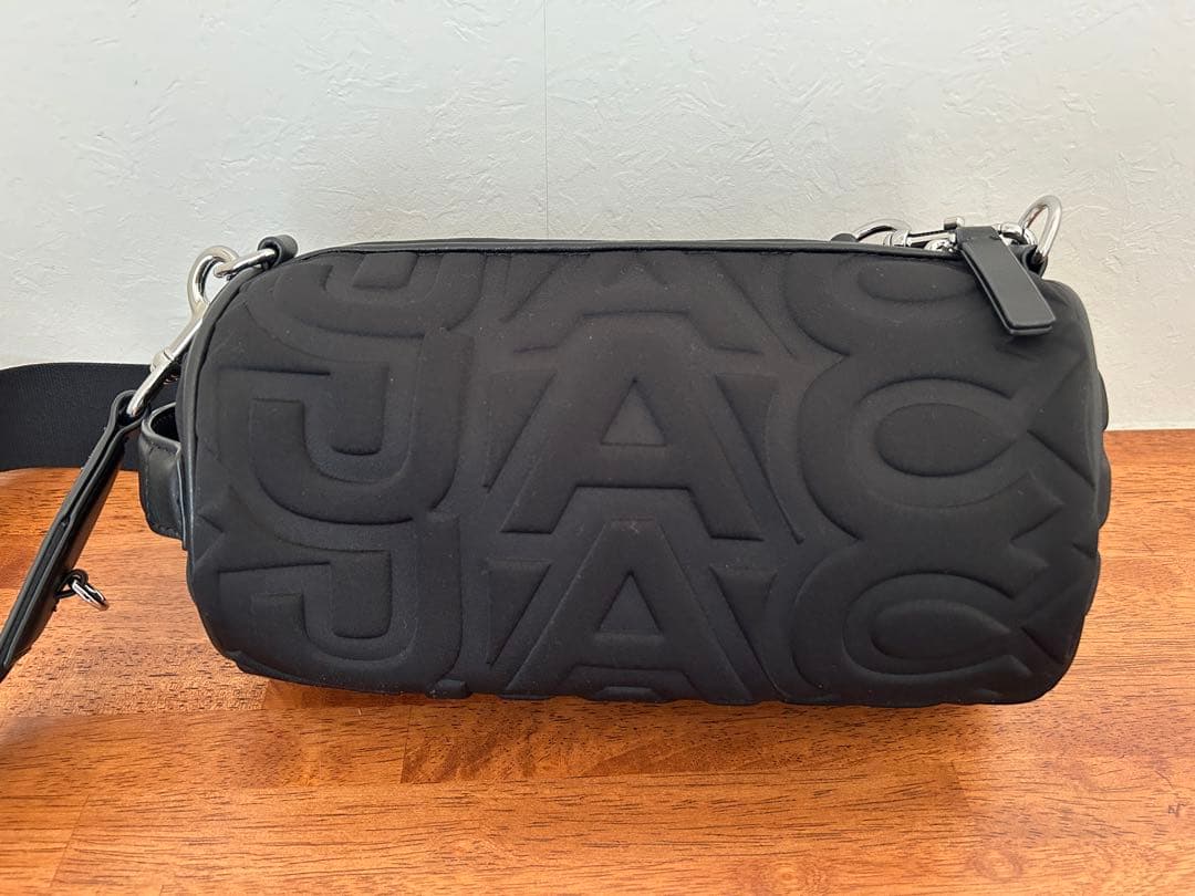 【美品】MARC JACOBS THE DUFFLE ブラックショルダーバッグ