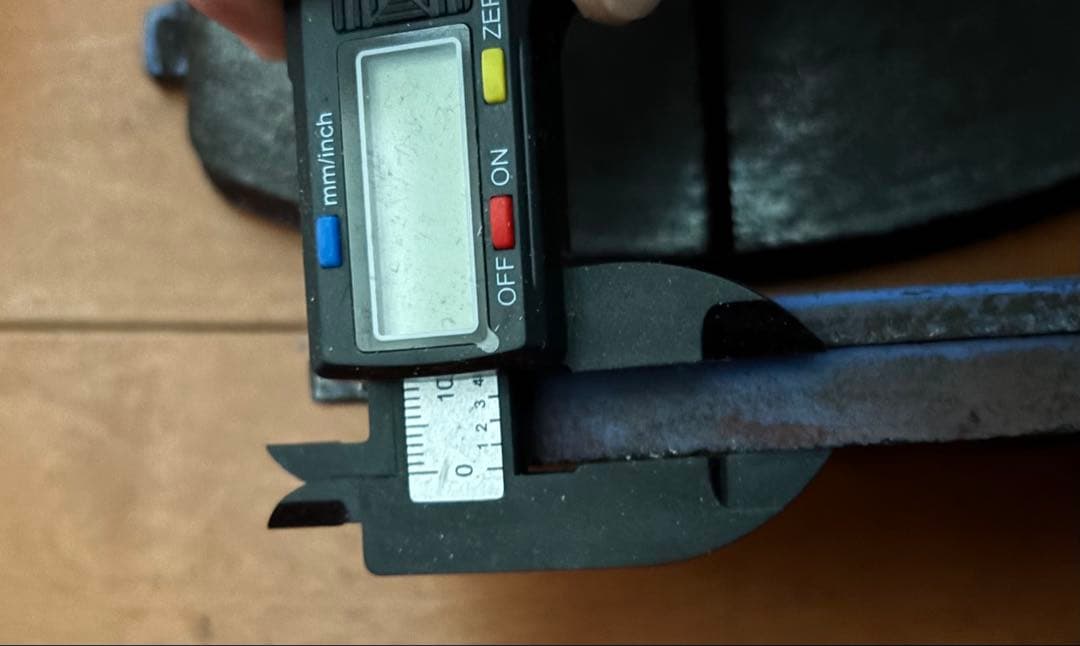 青Mさん　専用ゴルフ8R エンドレス　ブレーキパッド ブレーキパッド ENDLE