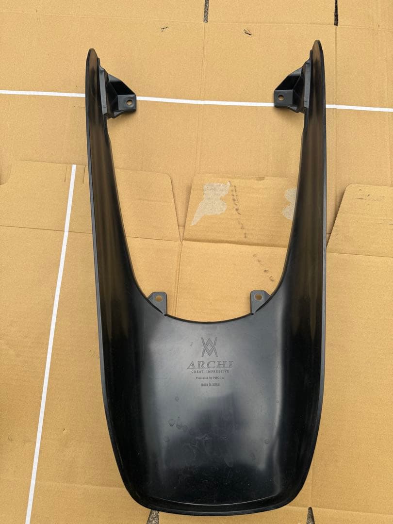 なこ【PMC/ARCHI】 Z900RS/CAFE用ロングテールカウル