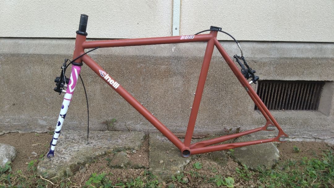 cinelli tutto Mサイズ ピストフレーム　ブレーキ付属