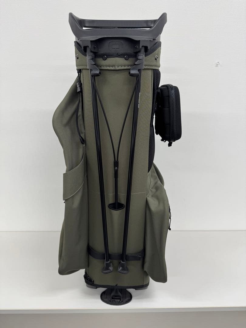 OGIO ALPHA CORE CONVOYスタンドタイプ オリーブ　グリーン