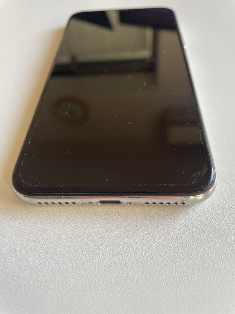 Apple iPhone X ホワイト 64G SIMロックなし